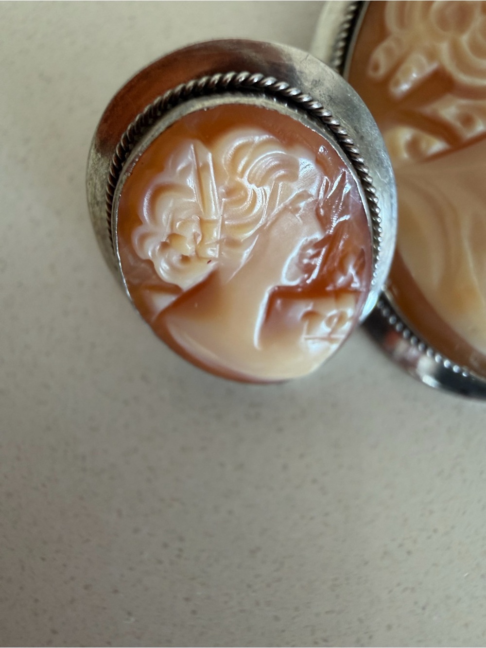Vintage Italian cameo Set - Picture 5 of 11